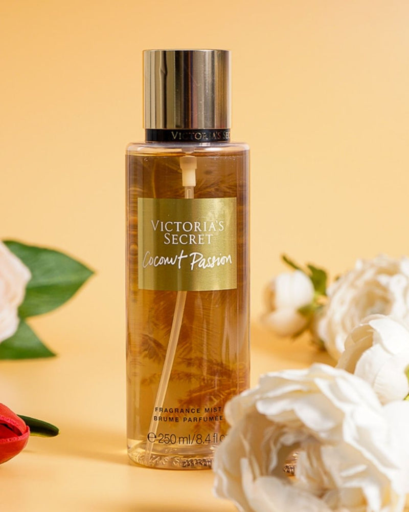 VICTORIA'S SECRET COCONUT PASSION - BODY SPLASH